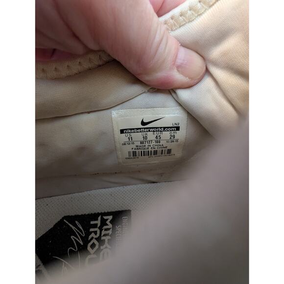 Nike Mike Trout White Baseball Cleats. Men's Size US 11. Metal studs. - Picture 8 of 8